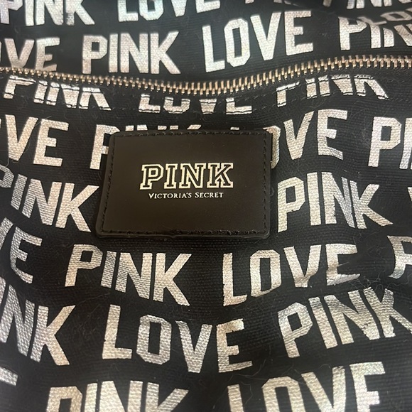 Mint condition Victoria’s Secret pink vintage backpack - Picture 2 of 8